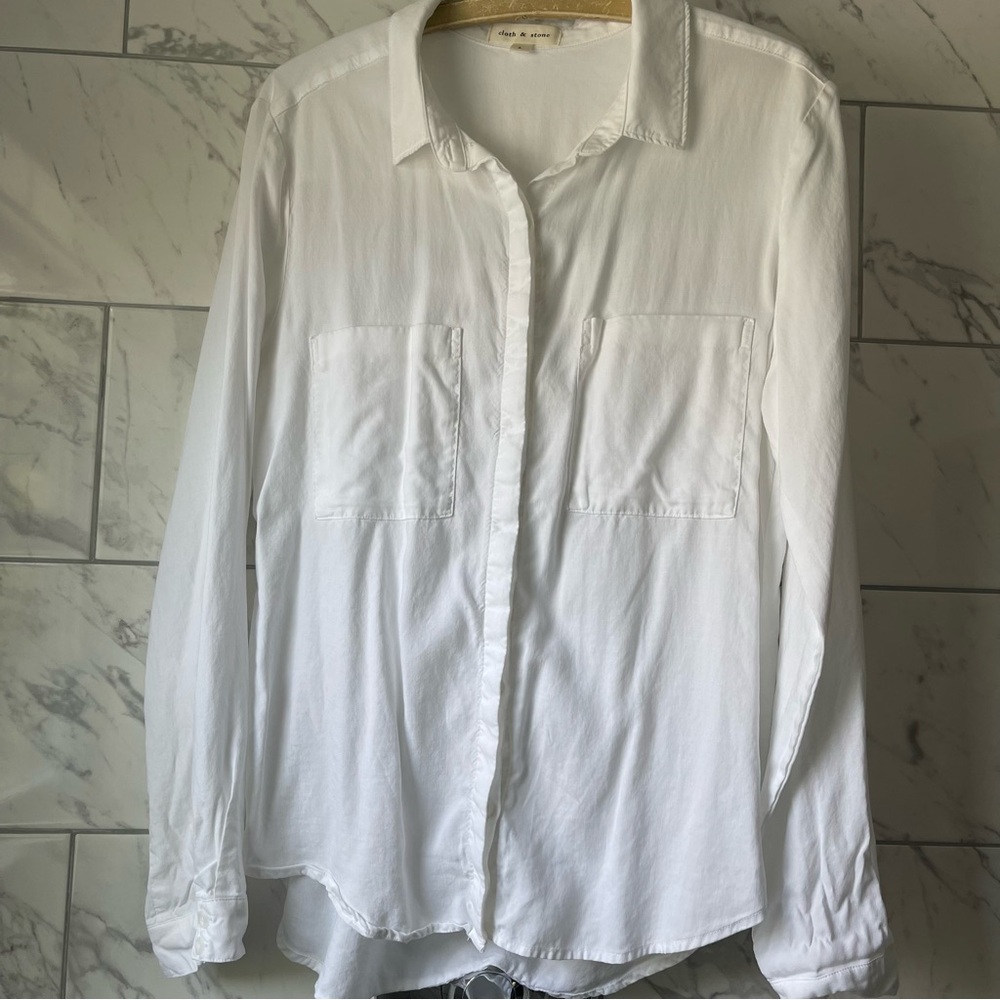 🤍 Simple, Soft, Pretty White Button Down